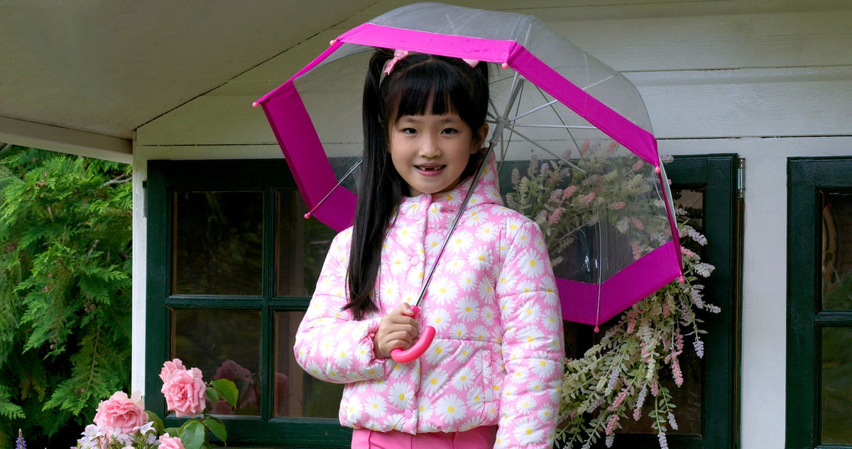 Rainy Day Outfits for Kids: 10 Tips to Keep Little Ones Dry and Stylish ☔✨