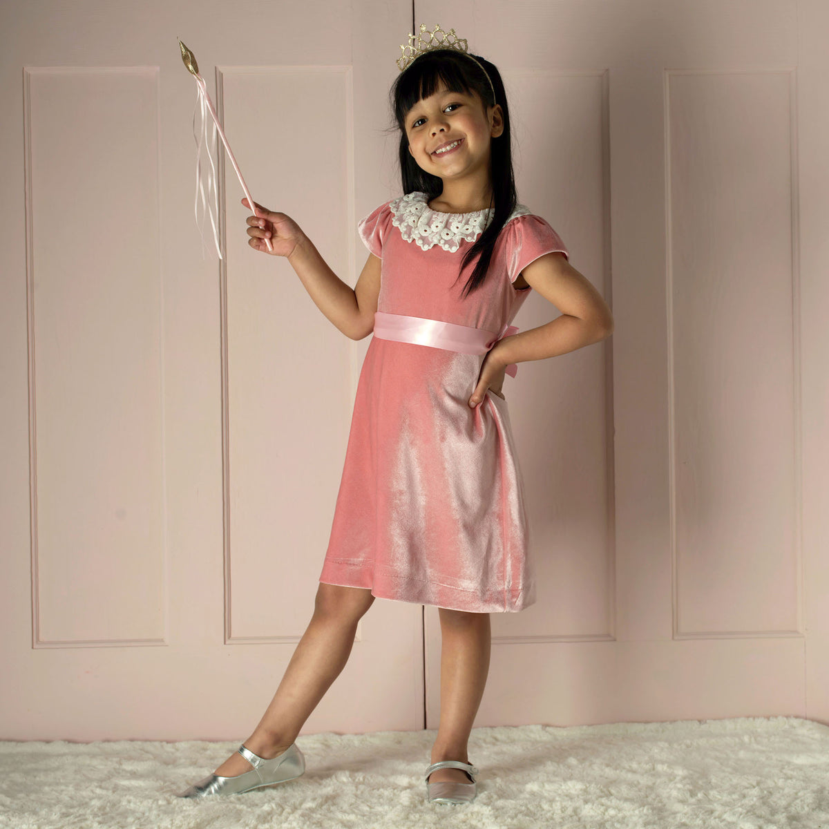 Pink Lace Collar Velvet Dress