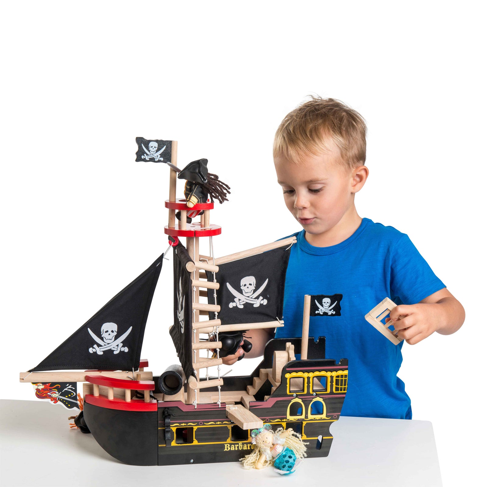 Barbarossa wooden pirate ship shop